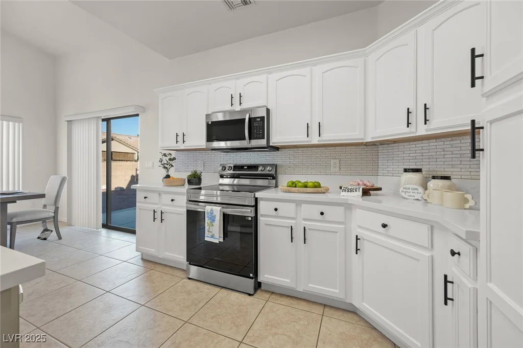 1446 Palm, Laughlin, NV 89029