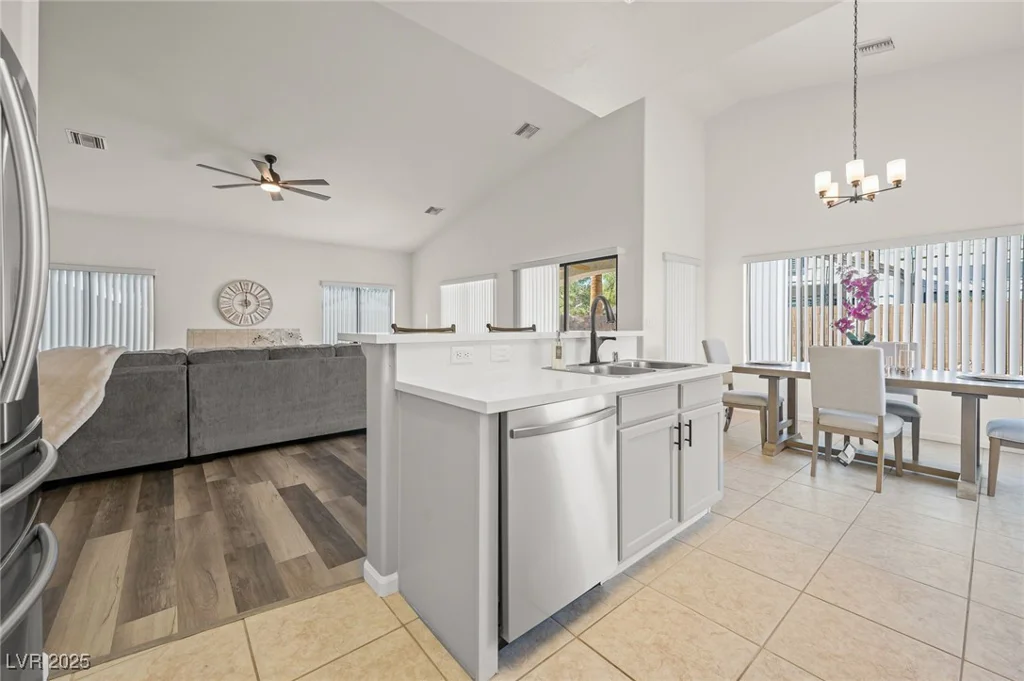 1446 Palm, Laughlin, NV 89029