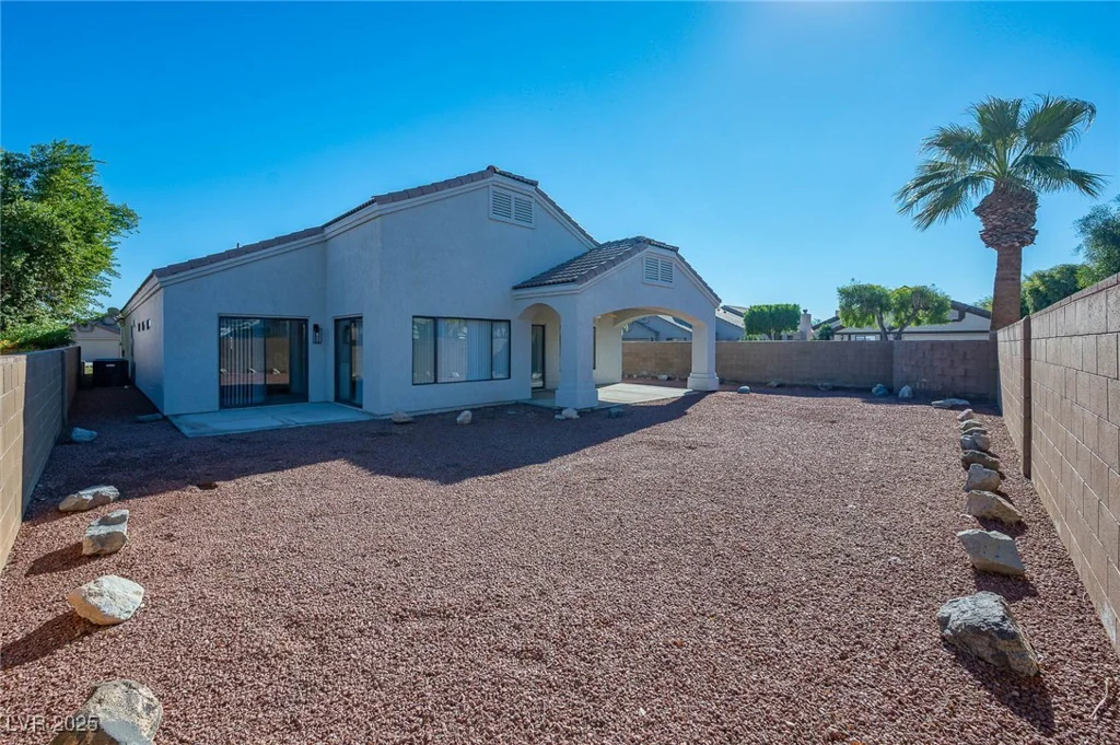 1446 Palm, Laughlin, NV 89029