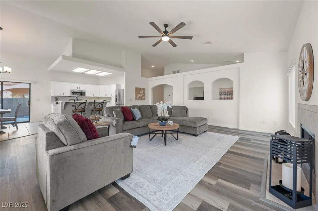1446 Palm, Laughlin, NV 89029