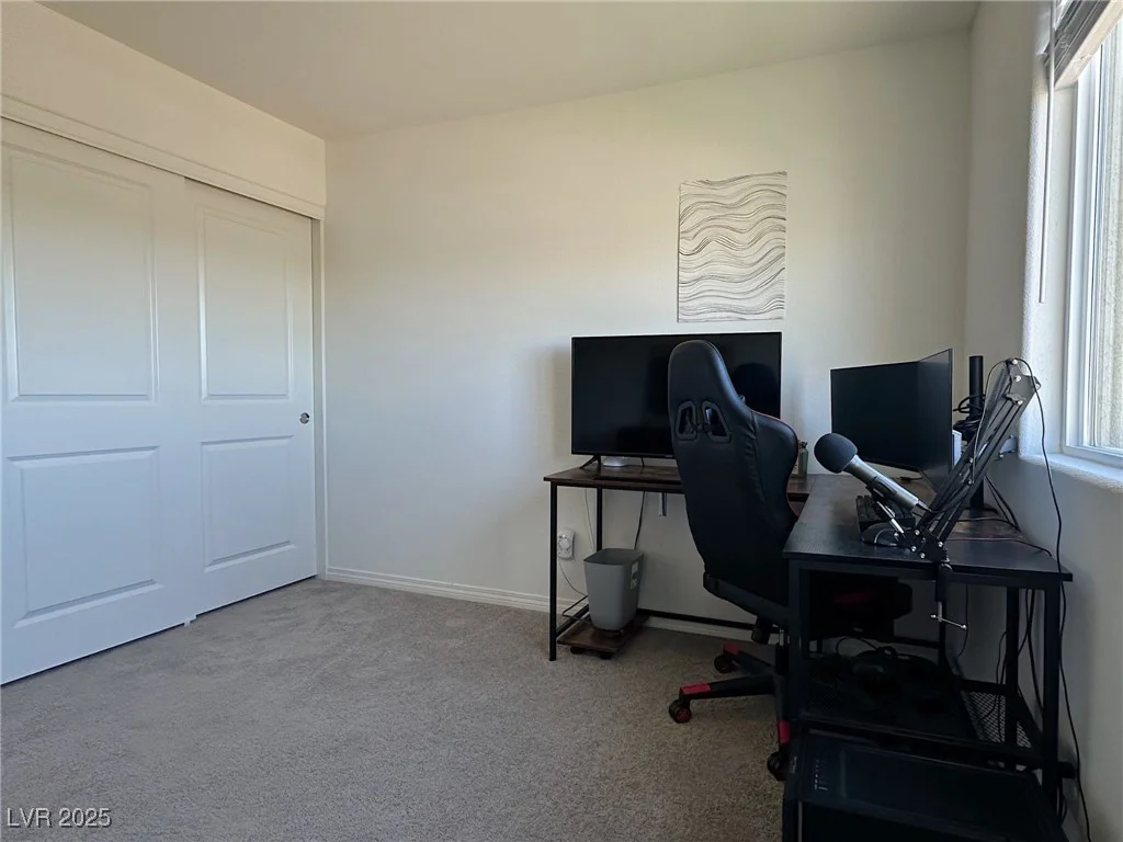 4273 Venus Falls, North Las Vegas, NV 89084