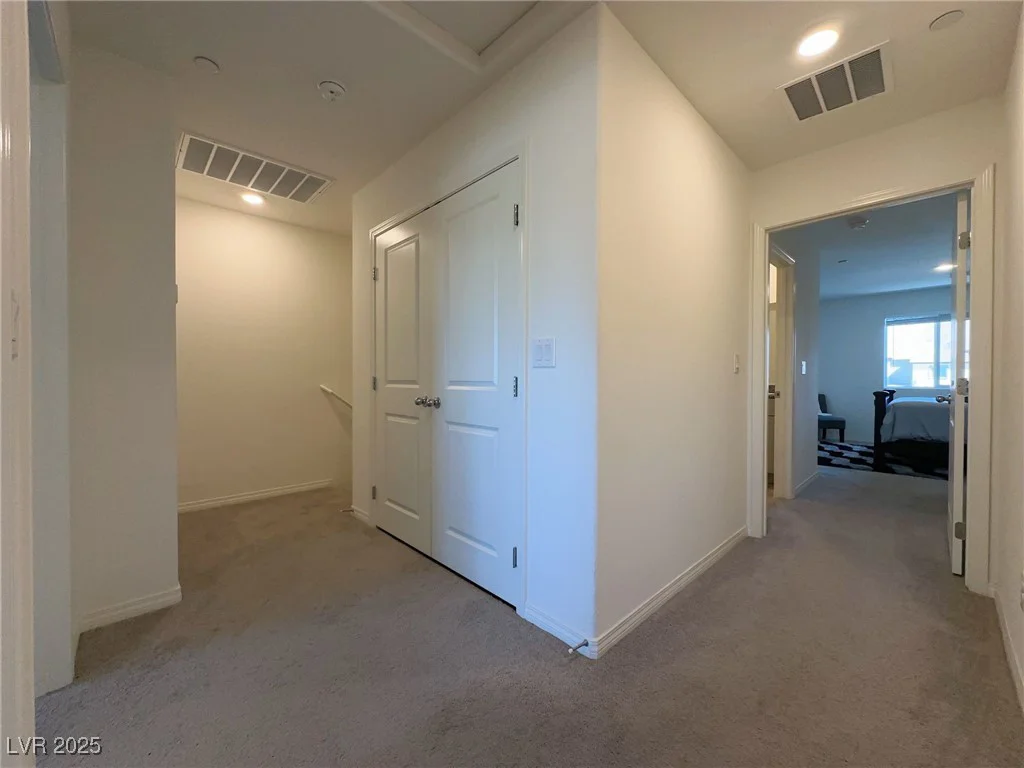 4273 Venus Falls, North Las Vegas, NV 89084