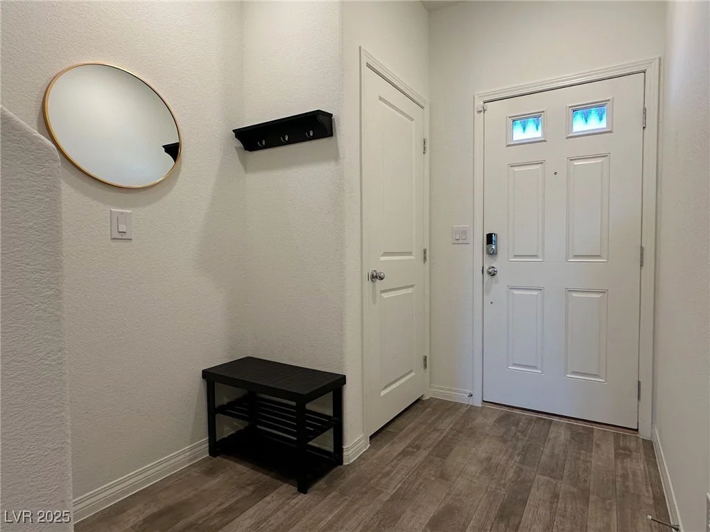 4273 Venus Falls, North Las Vegas, NV 89084