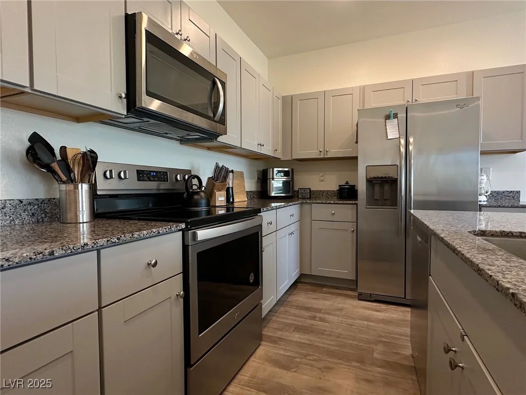 4273 Venus Falls, North Las Vegas, NV 89084