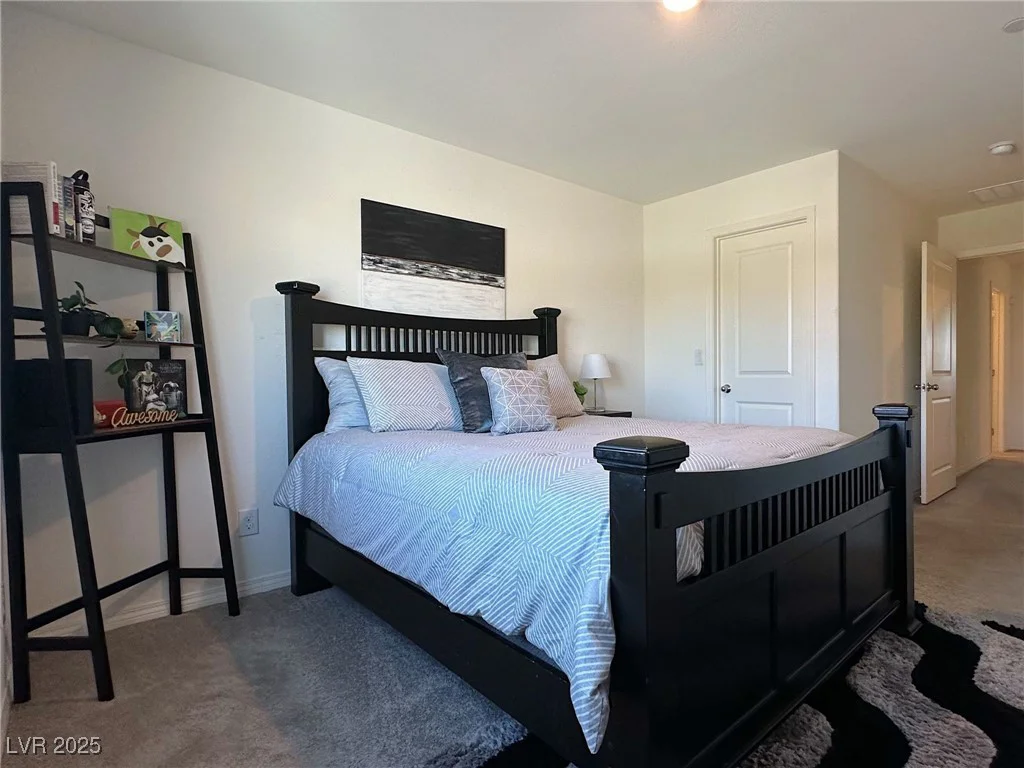 4273 Venus Falls, North Las Vegas, NV 89084