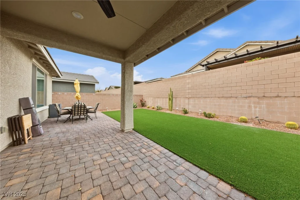 2404 Albury, North Las Vegas, NV 89086