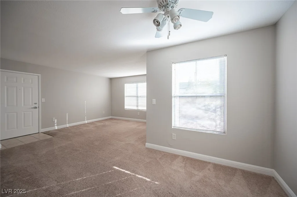5055 Hacienda, Las Vegas, NV 89118