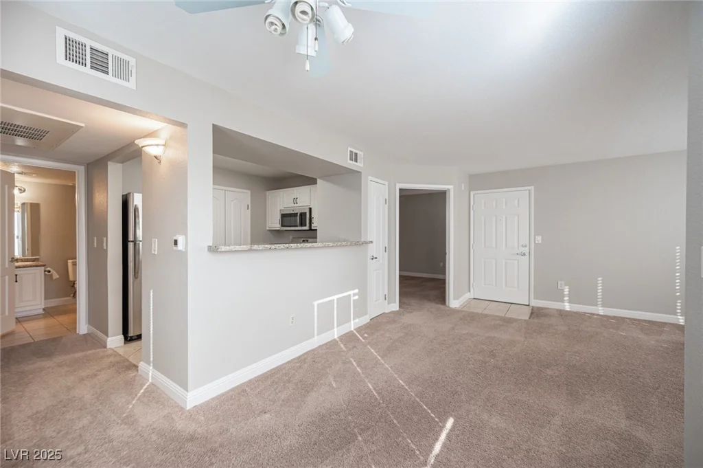 5055 Hacienda, Las Vegas, NV 89118