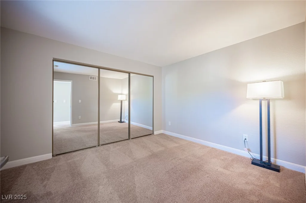 5055 Hacienda, Las Vegas, NV 89118