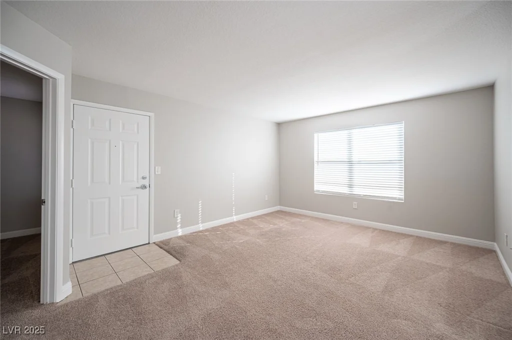 5055 Hacienda, Las Vegas, NV 89118