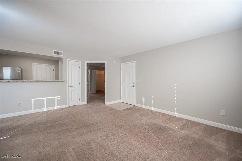 5055 Hacienda, Las Vegas, NV 89118