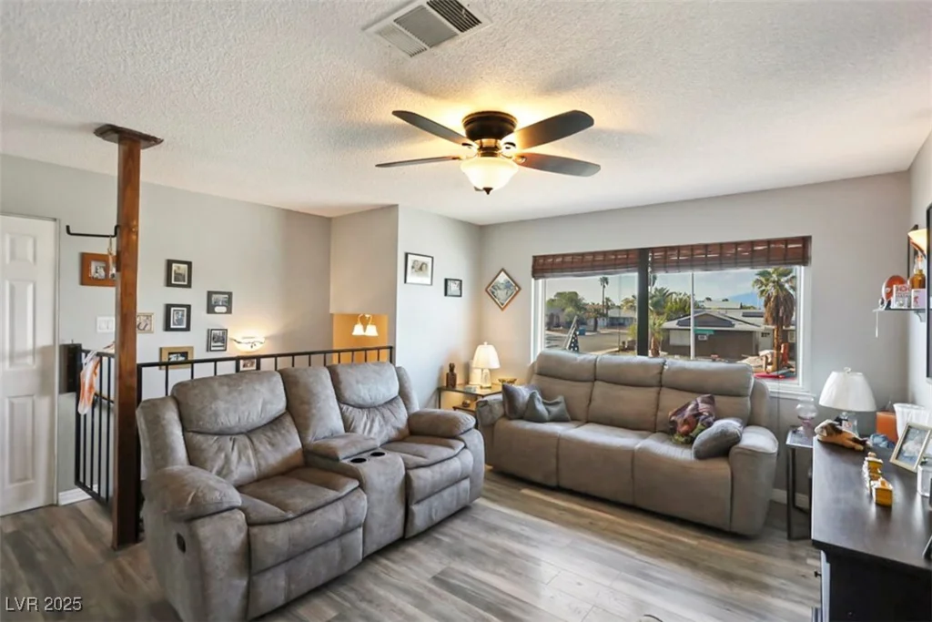 7121 Hurricane, Las Vegas, NV 89145