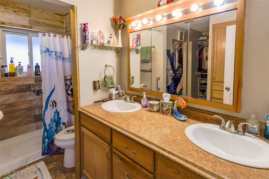 7121 Hurricane, Las Vegas, NV 89145