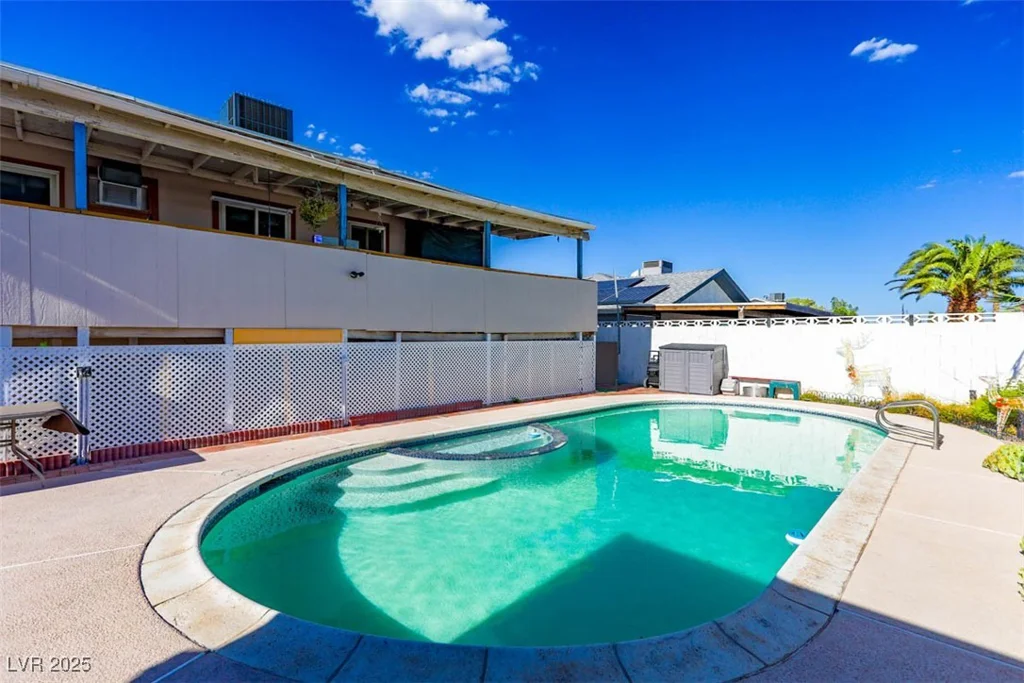7121 Hurricane, Las Vegas, NV 89145