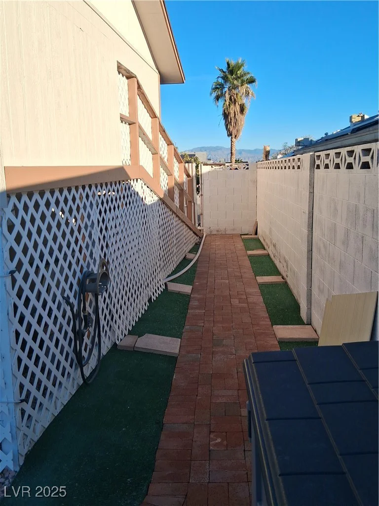 7121 Hurricane, Las Vegas, NV 89145