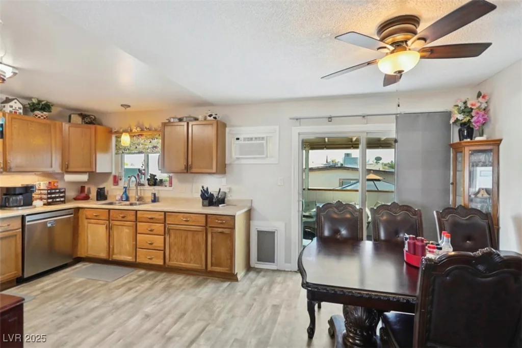 7121 Hurricane, Las Vegas, NV 89145