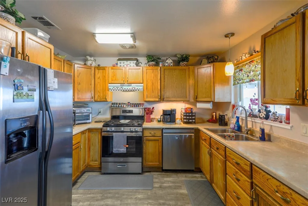 7121 Hurricane, Las Vegas, NV 89145