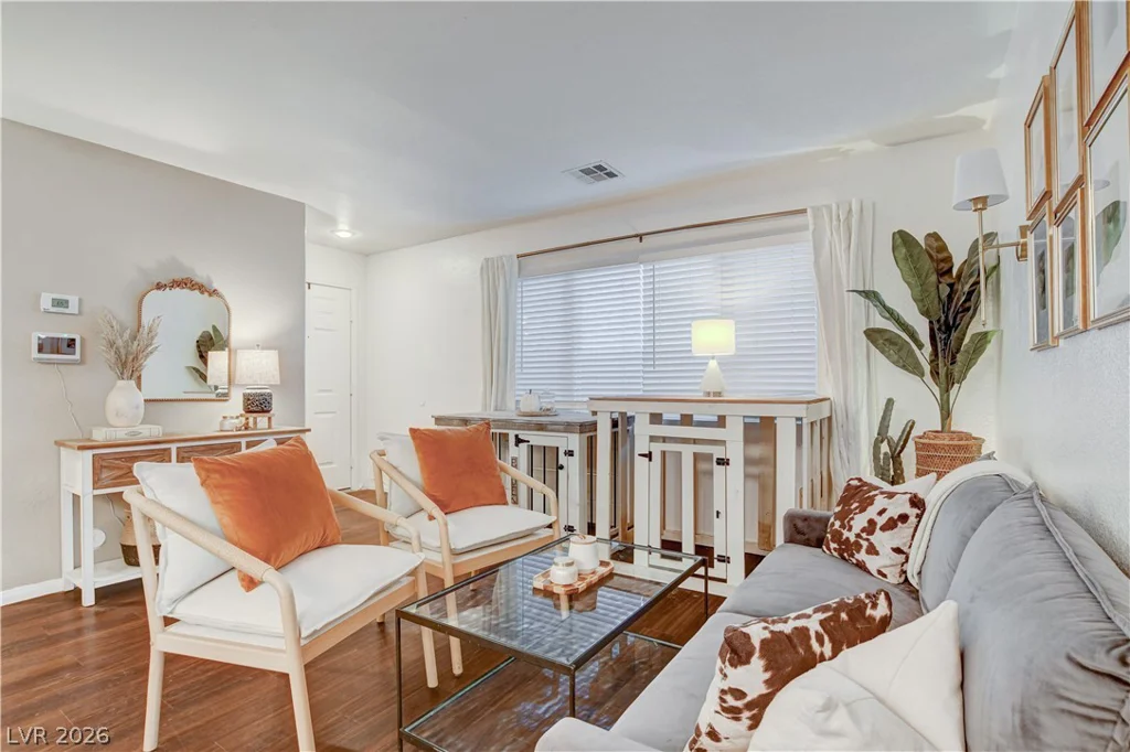 1124 Milpas, Las Vegas, NV 89134
