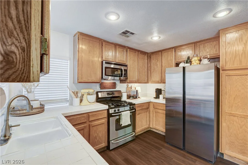 1124 Milpas, Las Vegas, NV 89134