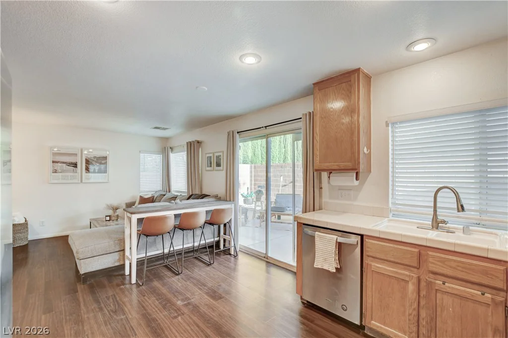 1124 Milpas, Las Vegas, NV 89134