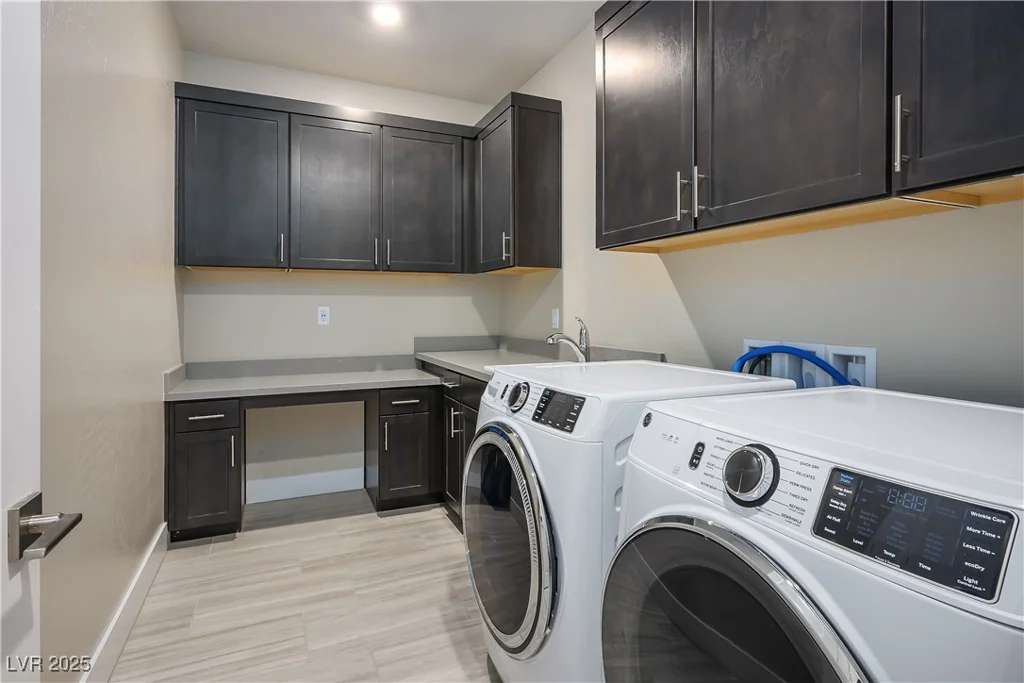 9576 Bloodstone, Las Vegas, NV 89143