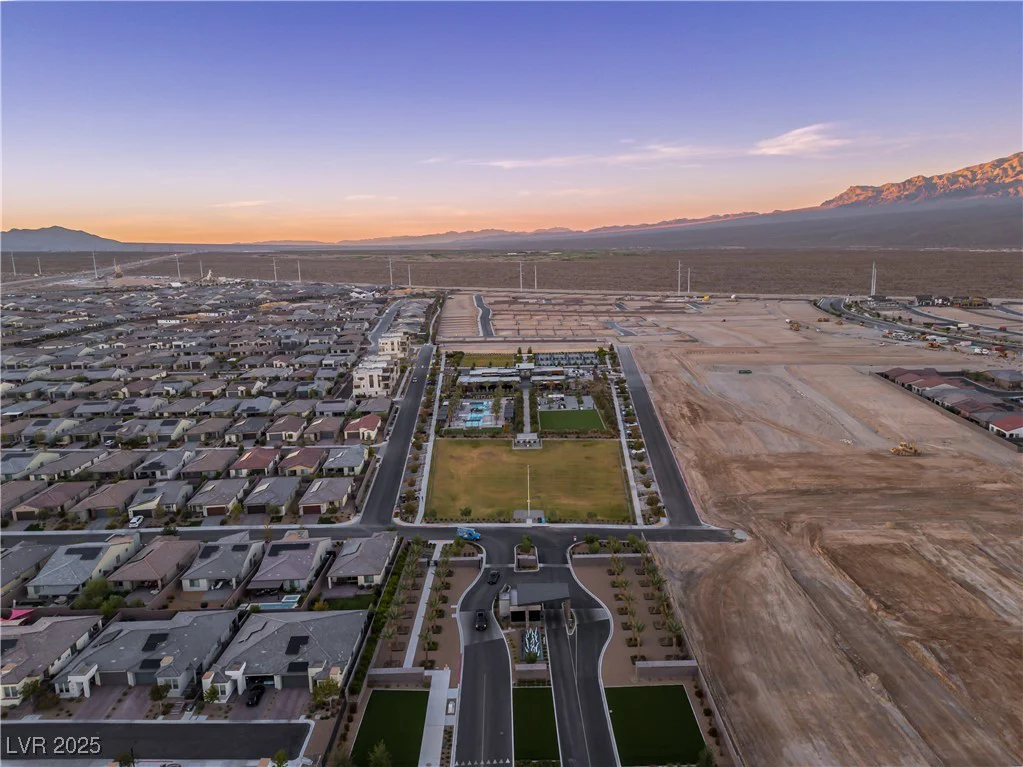 9576 Bloodstone, Las Vegas, NV 89143