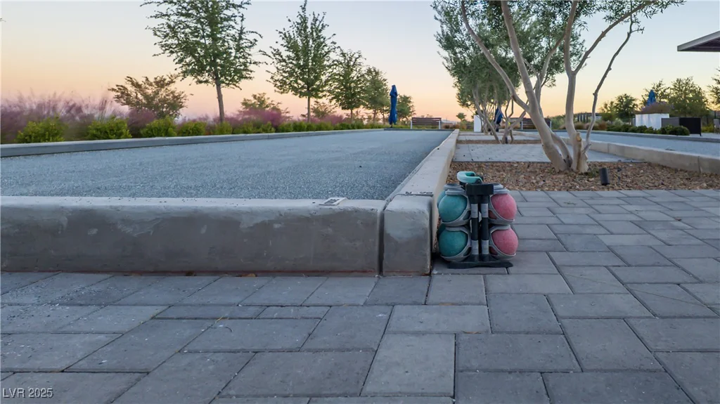 9576 Bloodstone, Las Vegas, NV 89143