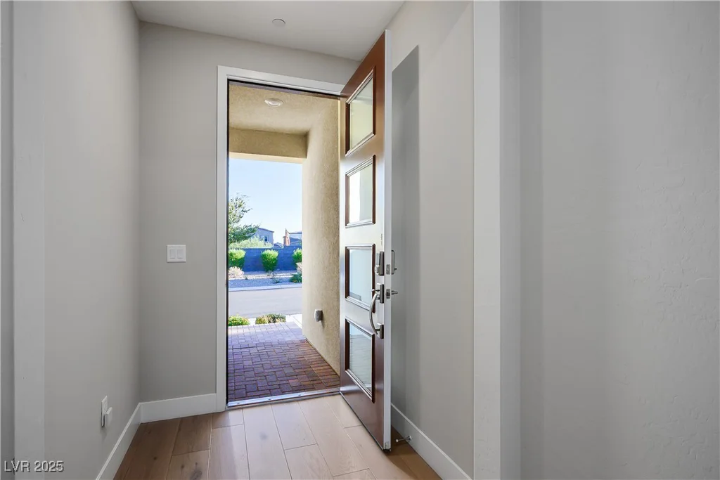 9576 Bloodstone, Las Vegas, NV 89143