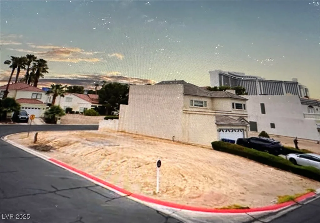 793 Vegas Valley, Las Vegas, NV 89109