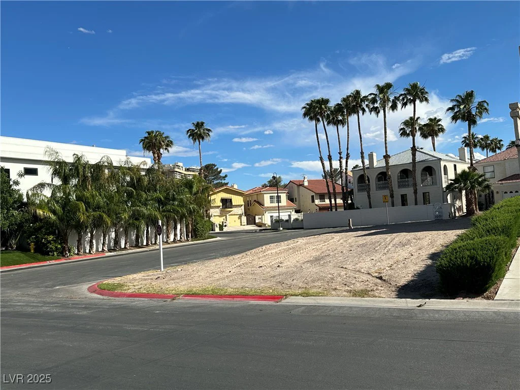 793 Vegas Valley, Las Vegas, NV 89109