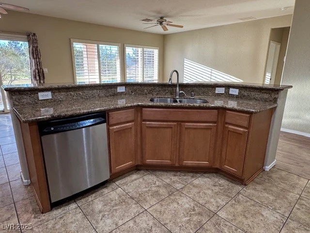 7509 Chaffinch, North Las Vegas, NV 89084