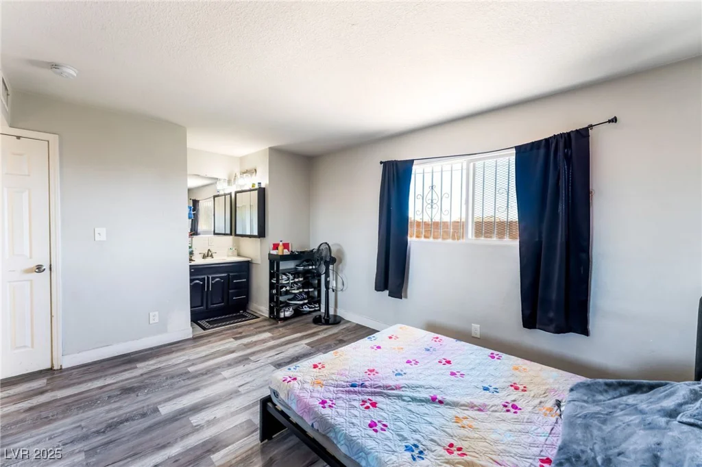 2408 North, North Las Vegas, NV 89030