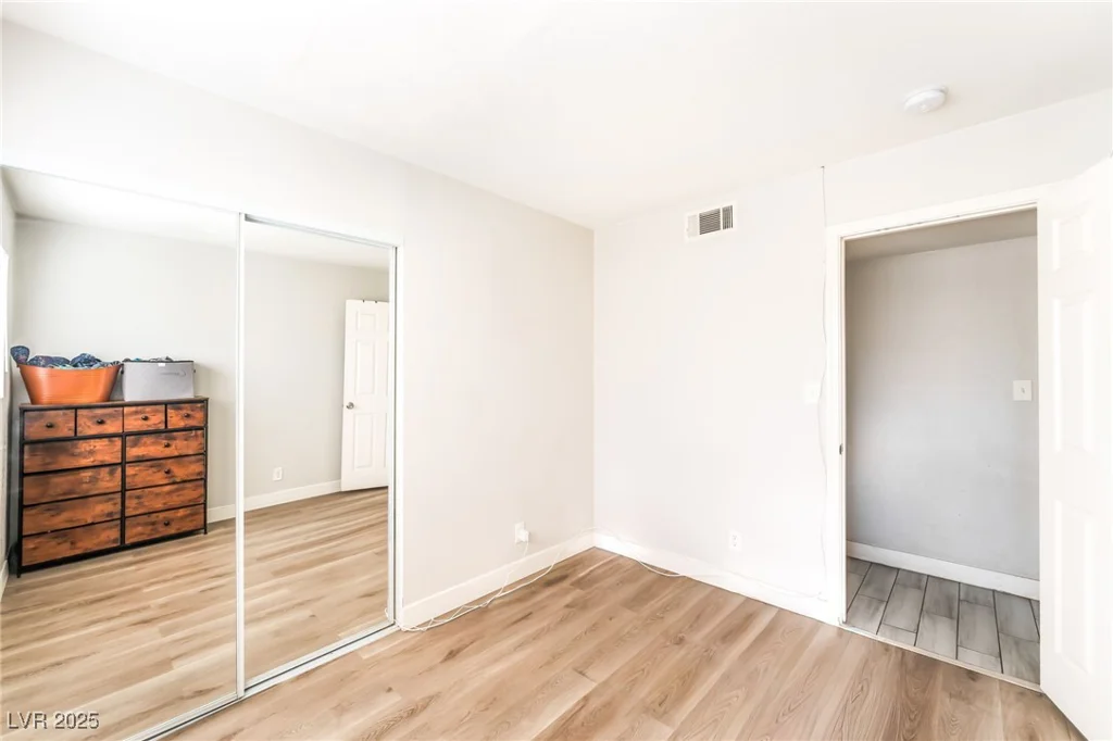 2408 North, North Las Vegas, NV 89030