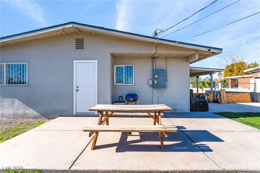 2408 North, North Las Vegas, NV 89030