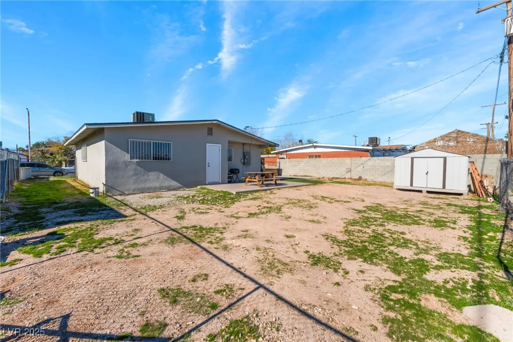 2408 North, North Las Vegas, NV 89030