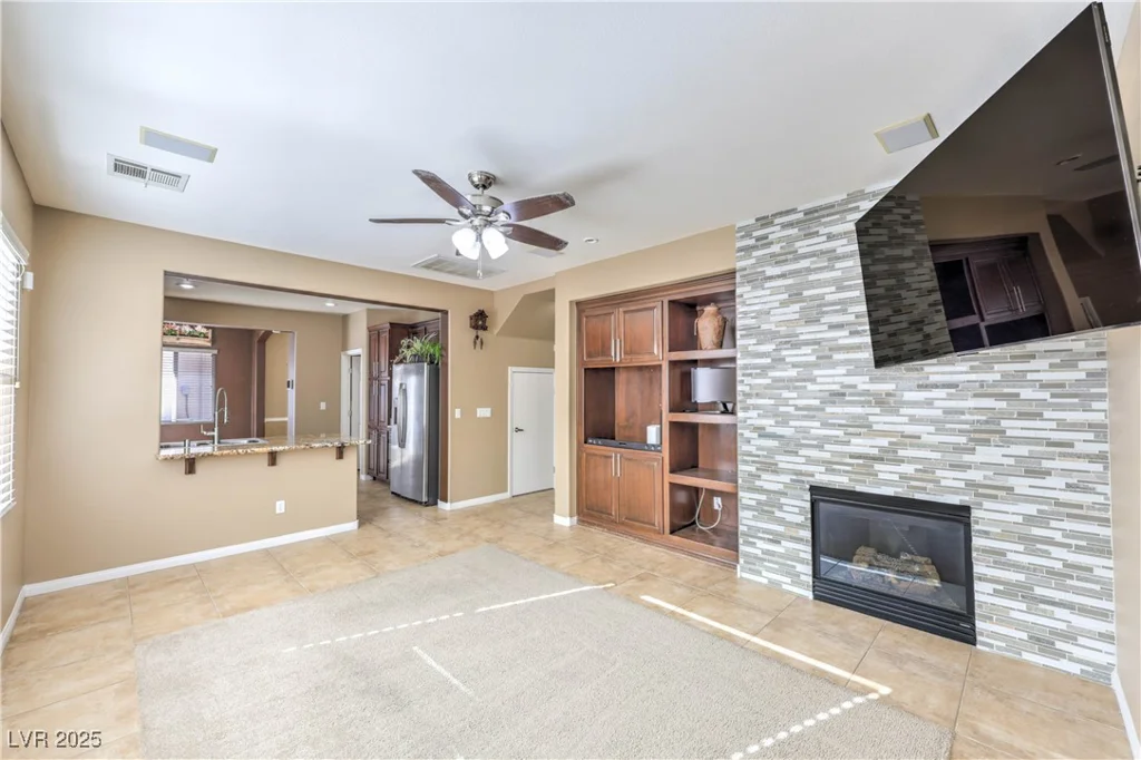 189 Carneros, Henderson, NV 89002