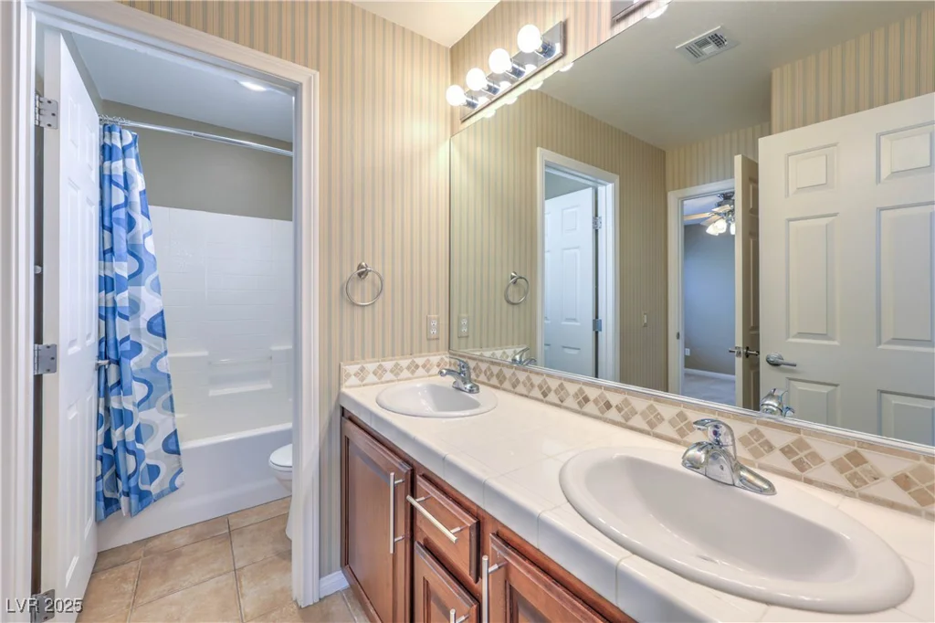 189 Carneros, Henderson, NV 89002