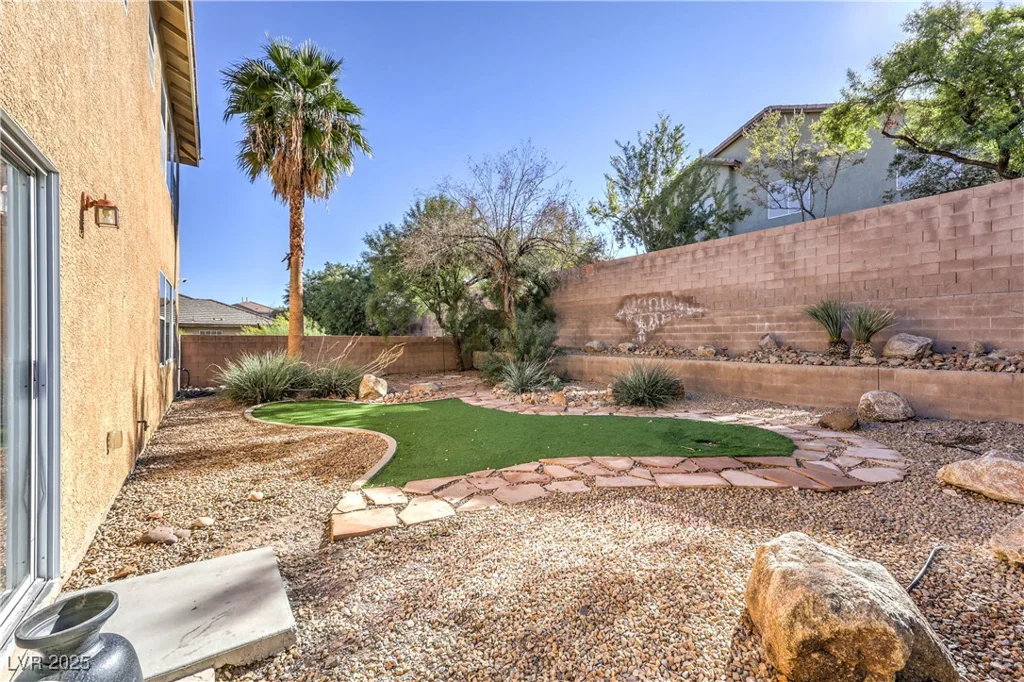 189 Carneros, Henderson, NV 89002