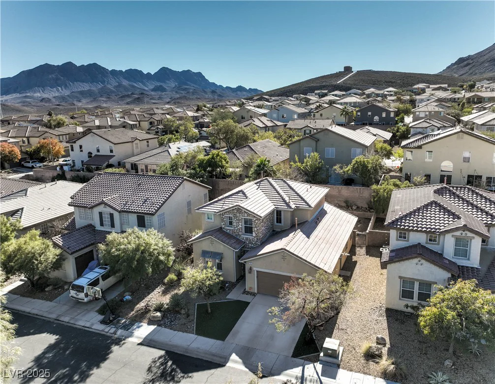 189 Carneros, Henderson, NV 89002
