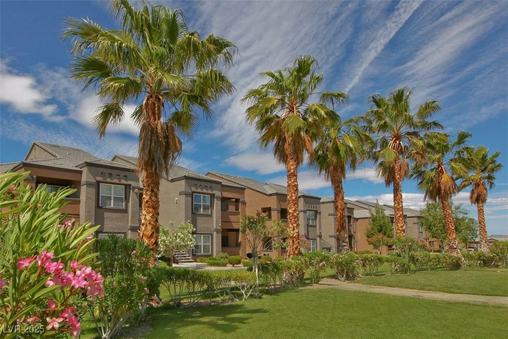 6650 Warm Springs, Las Vegas, NV 89118