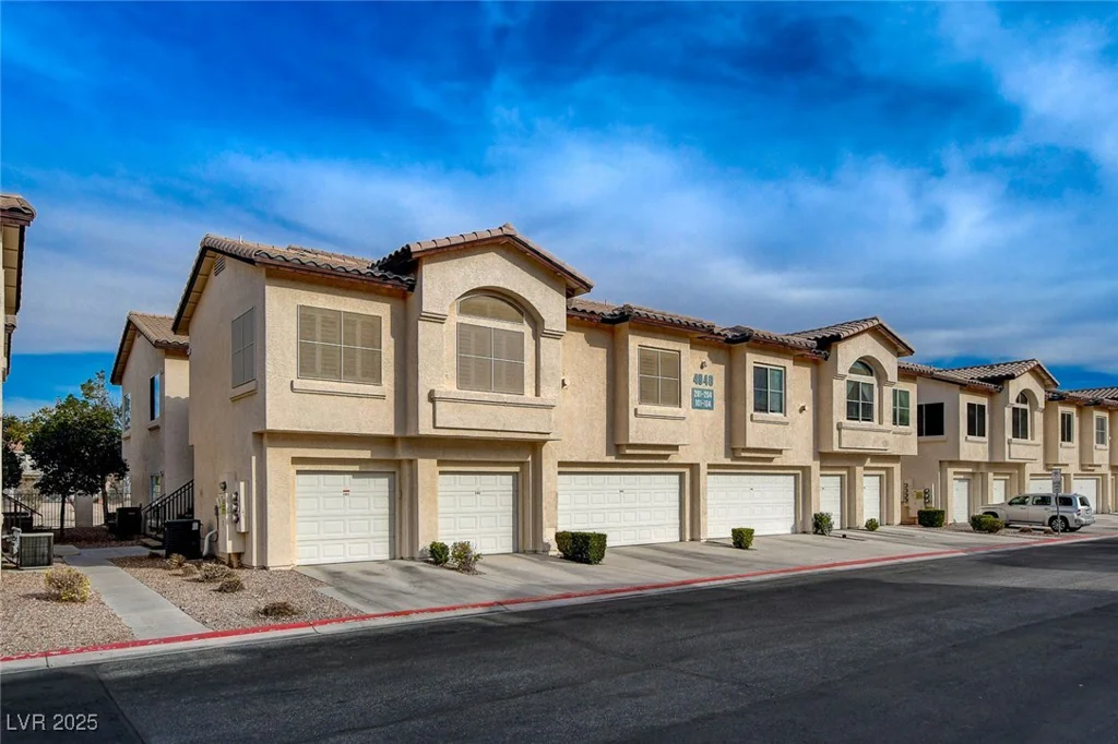 4940 Black Bear, Las Vegas, NV 89149