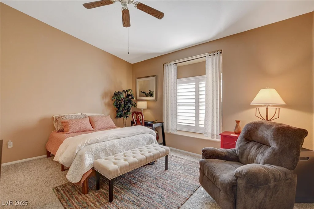 4940 Black Bear, Las Vegas, NV 89149