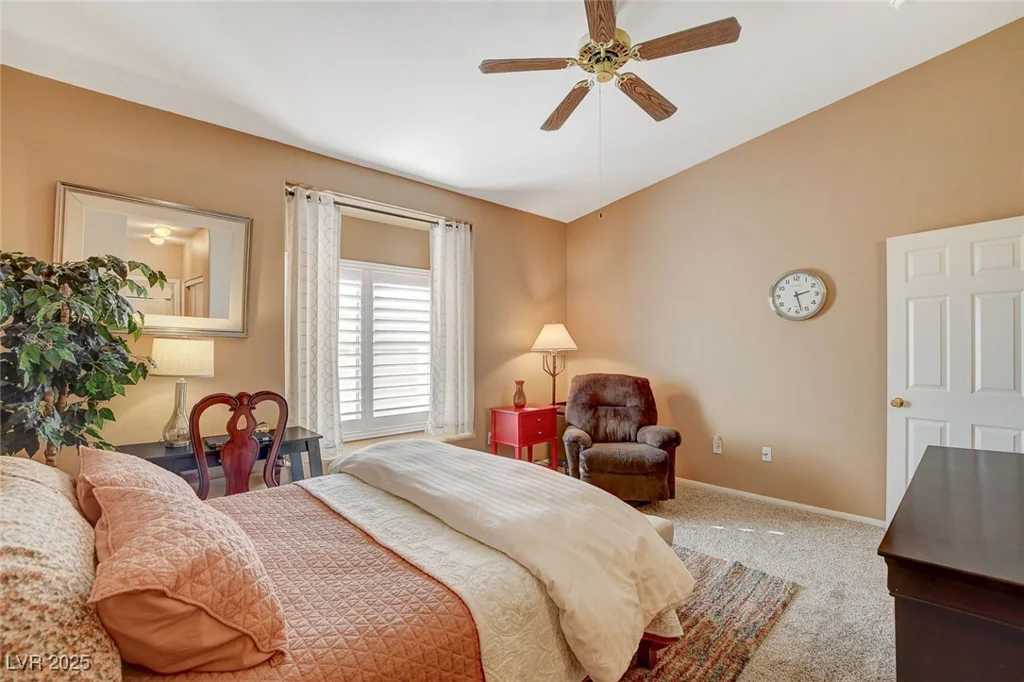 4940 Black Bear, Las Vegas, NV 89149