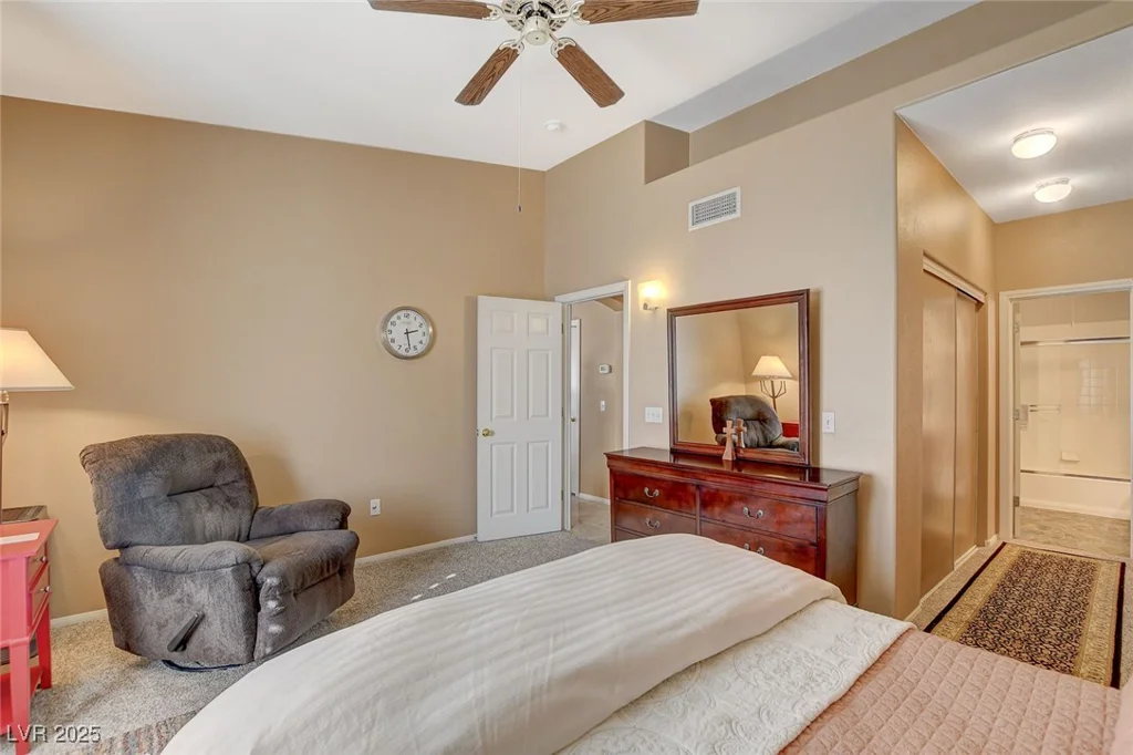 4940 Black Bear, Las Vegas, NV 89149