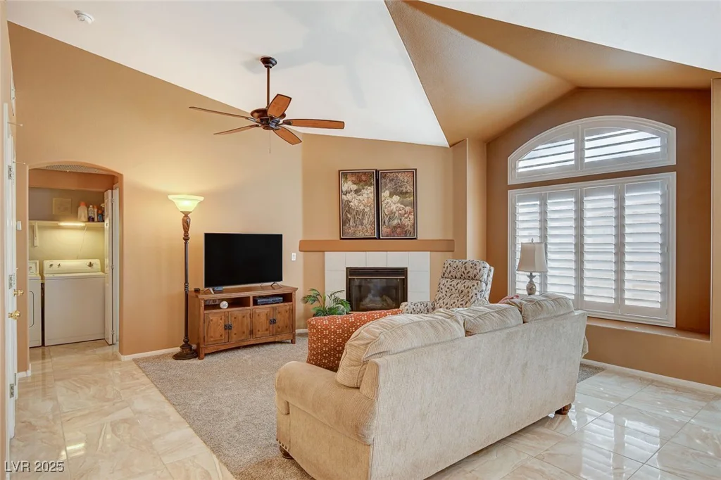 4940 Black Bear, Las Vegas, NV 89149