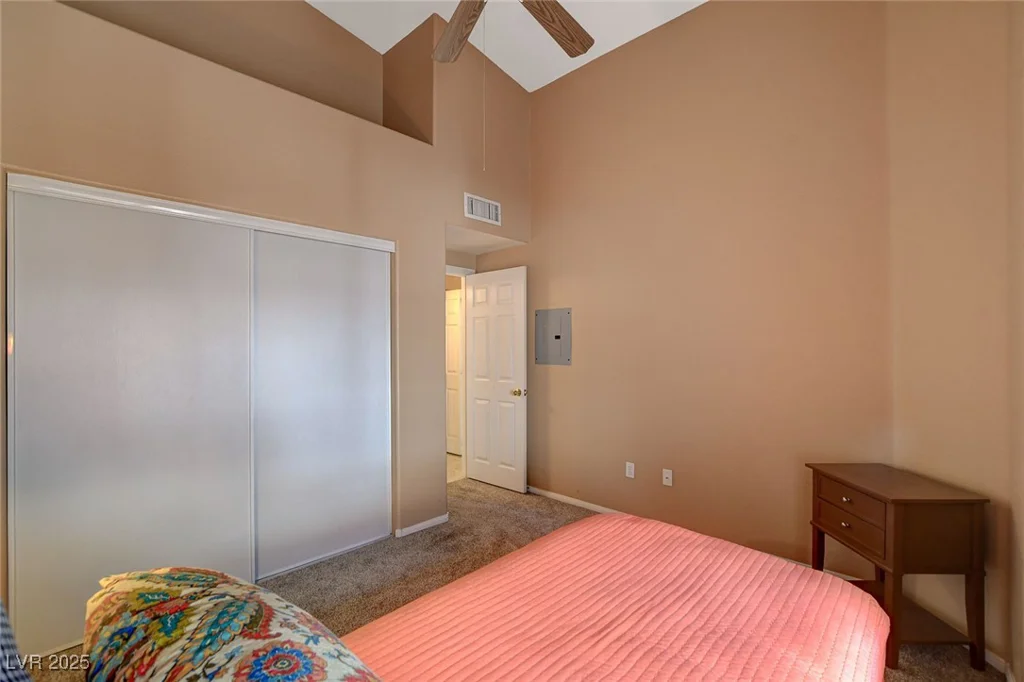 4940 Black Bear, Las Vegas, NV 89149