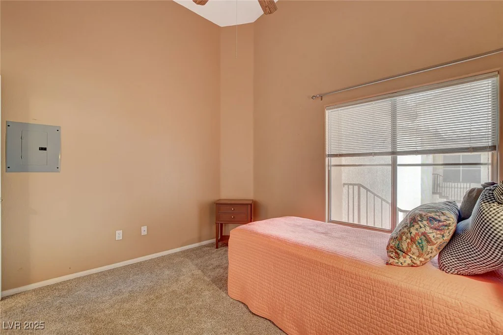 4940 Black Bear, Las Vegas, NV 89149