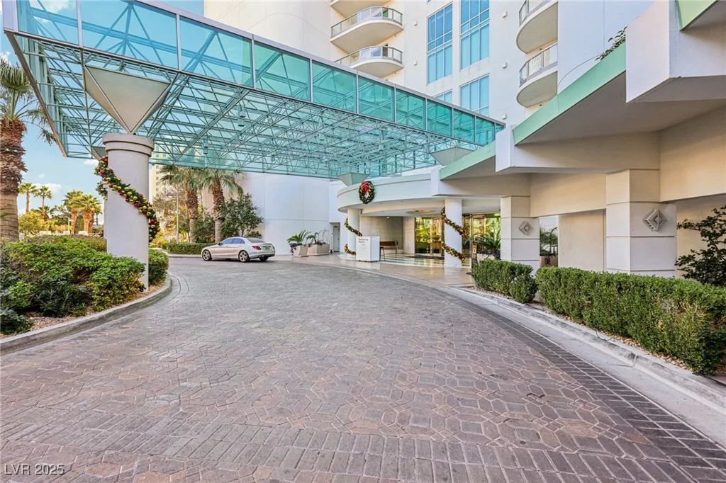 222 Karen, Las Vegas, NV 89109