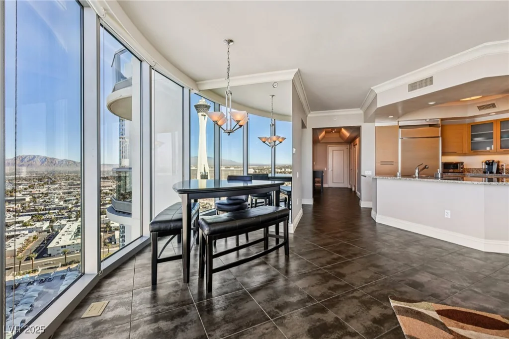 222 Karen, Las Vegas, NV 89109