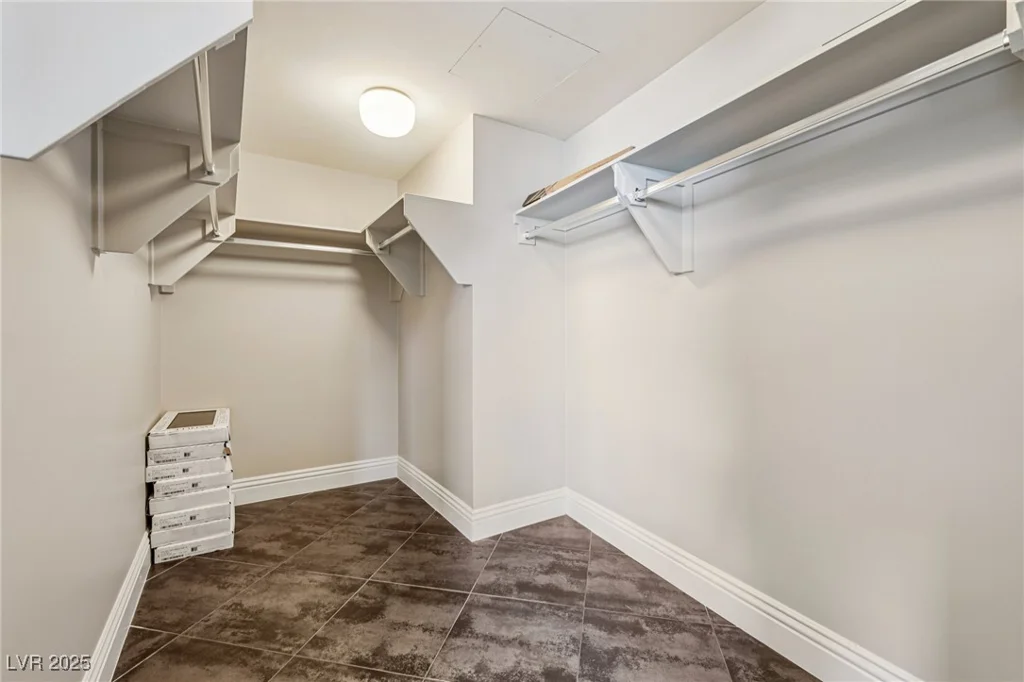 222 Karen, Las Vegas, NV 89109